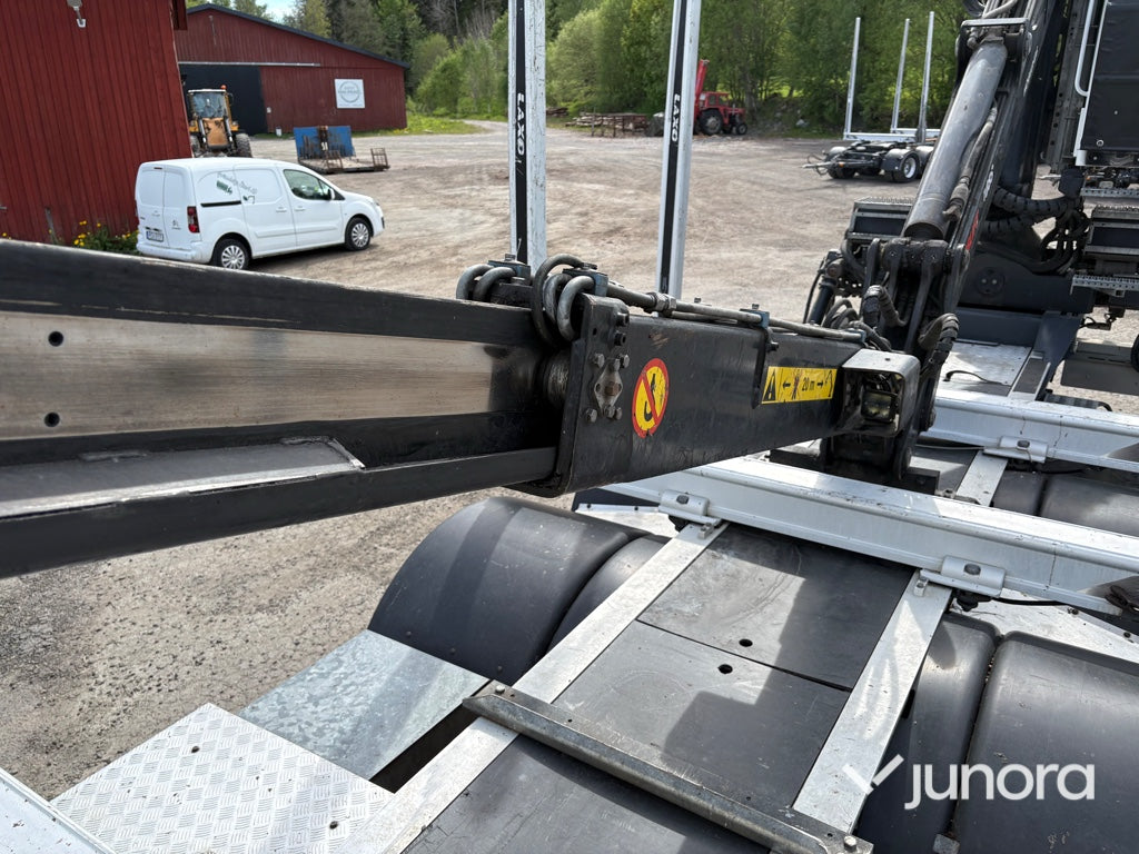 Timmerbil med kran - Scania, R660B6X4NB