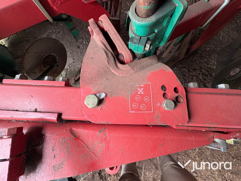Plog Kverneland Ed 85