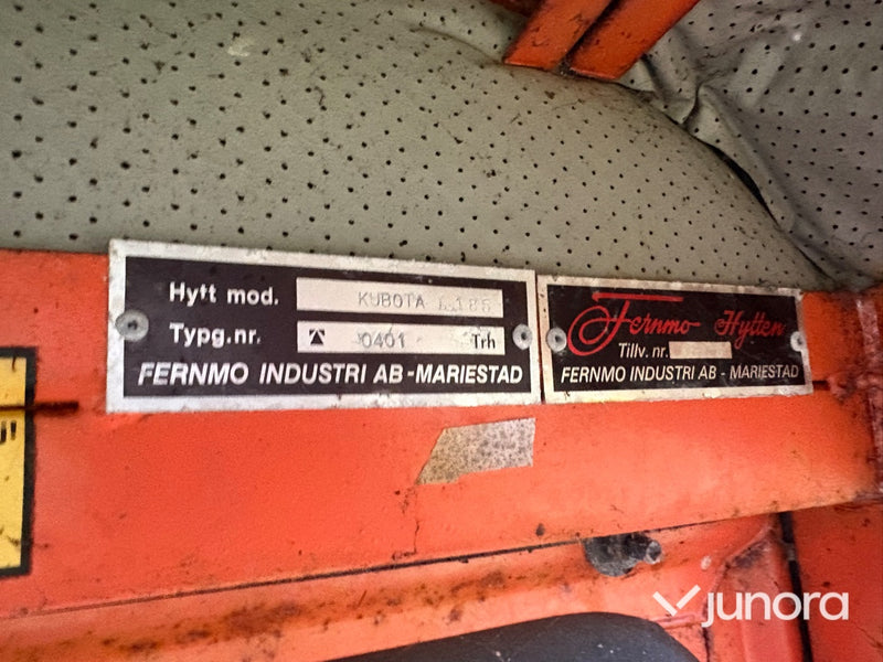 Traktorgrävare - Belos