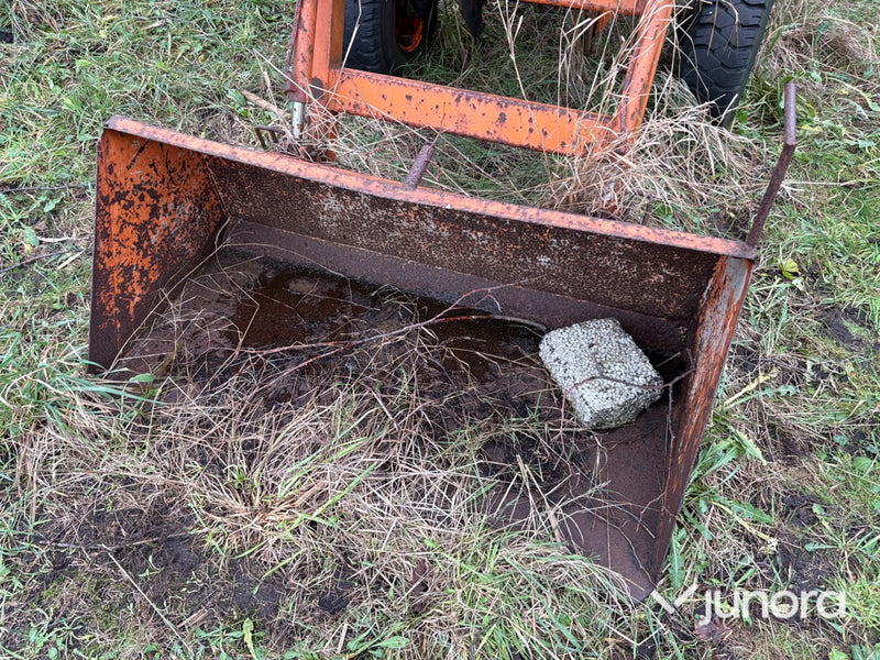 Traktorgrävare - Belos