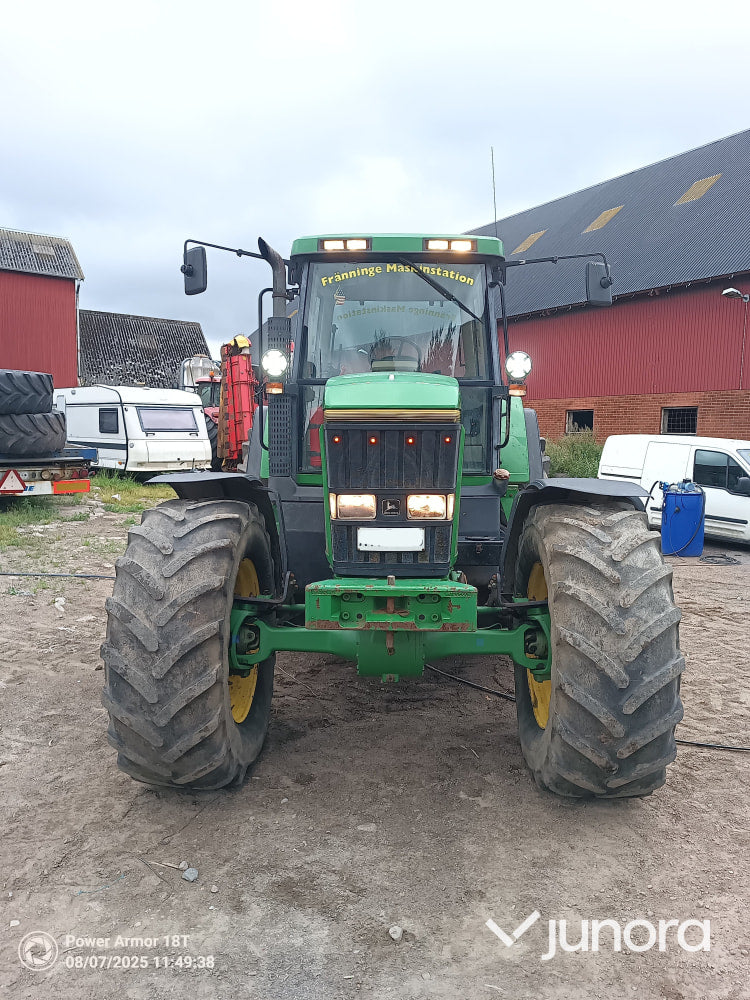 John Deere 7700