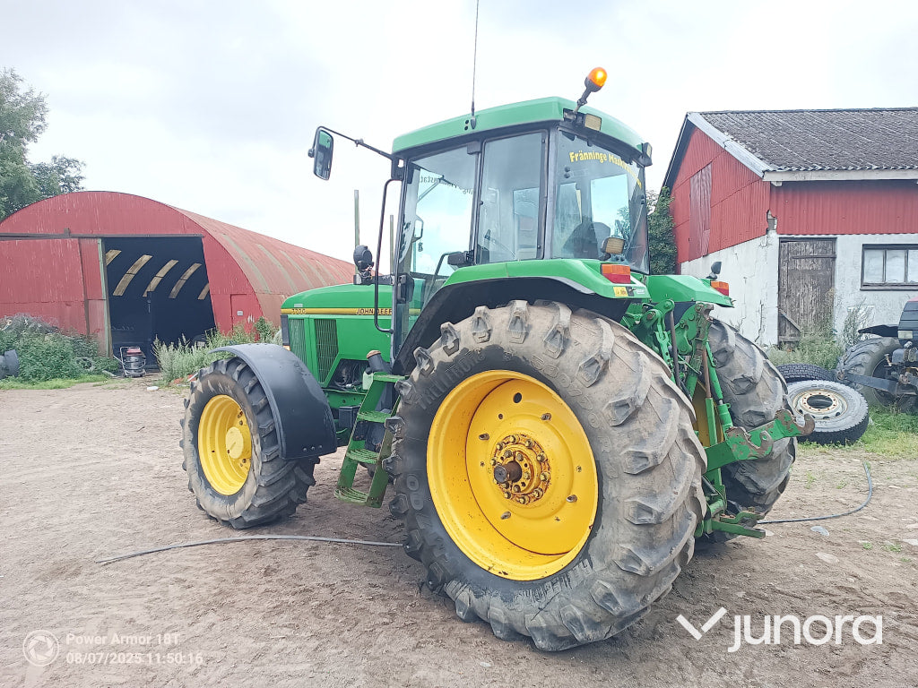 John Deere 7700
