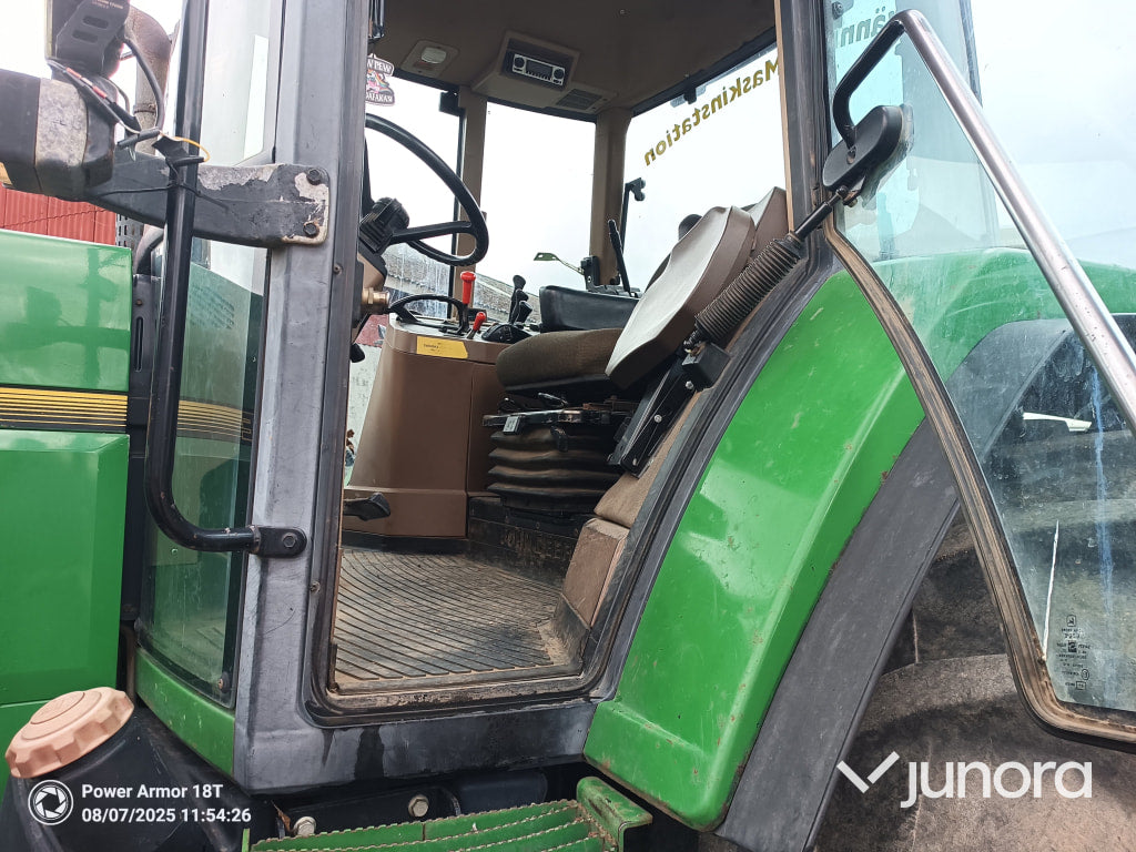 John Deere 7700