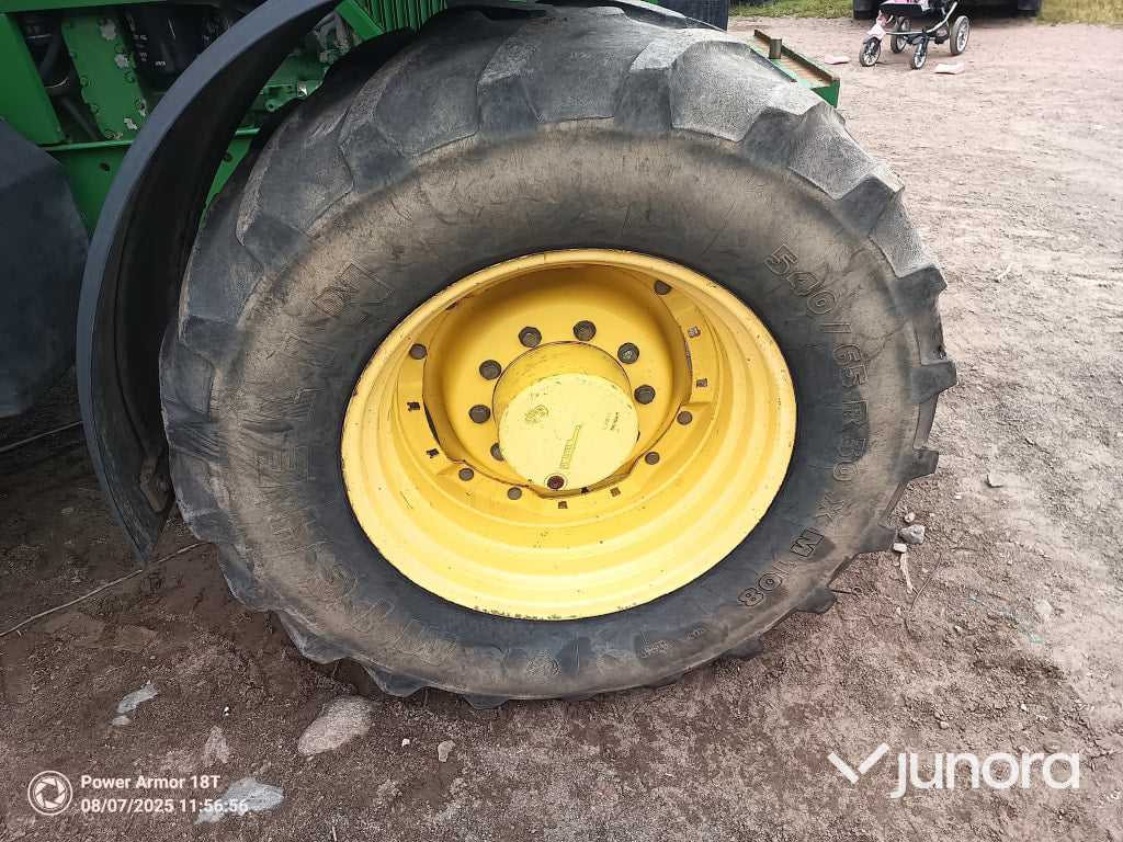 John Deere 7700