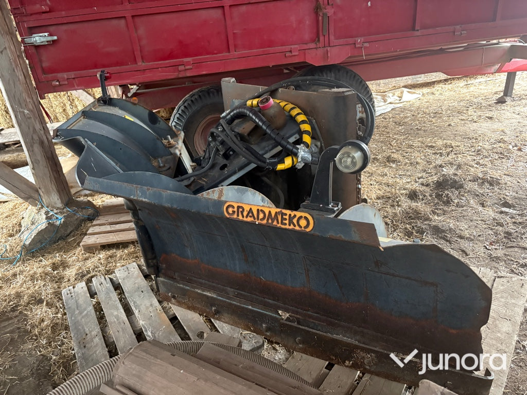 Vikplog - Gradmeko, VP 320