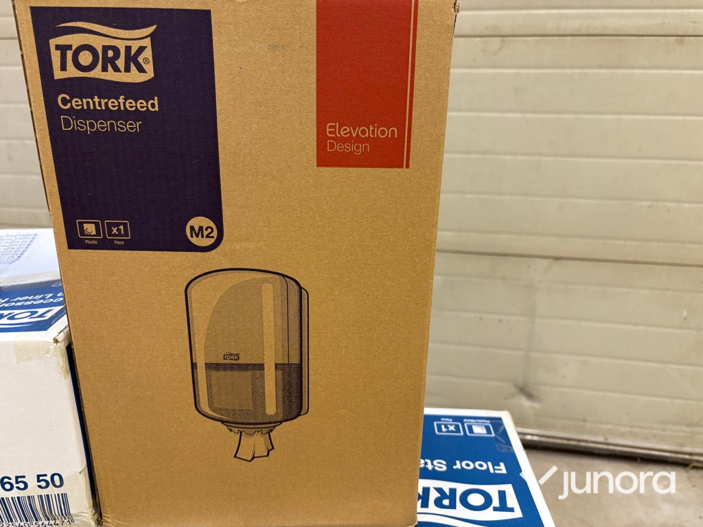 TORK – Dispenserlösningar & golvställ, 2/3