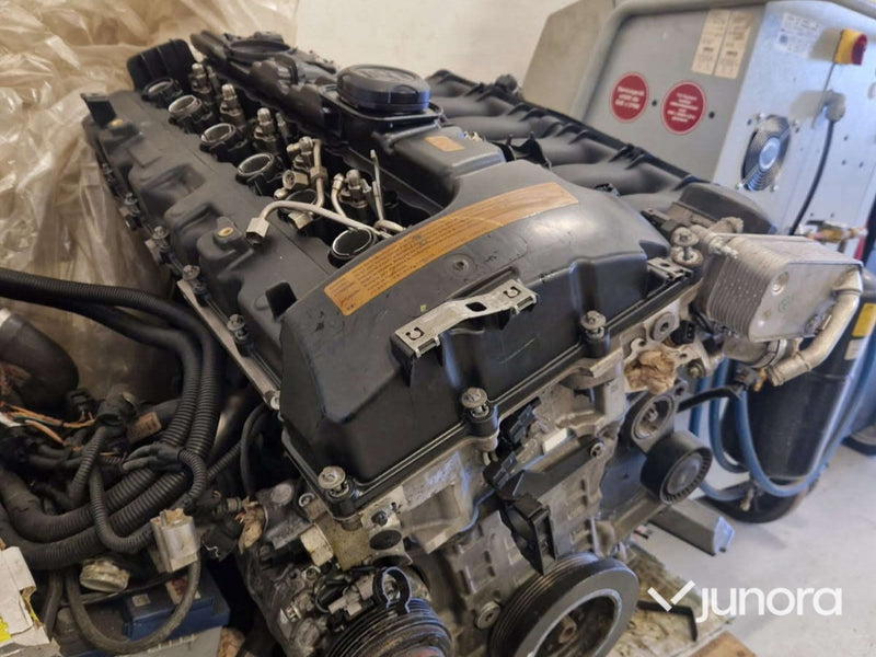 Renoverad bensinmotor - BMW
