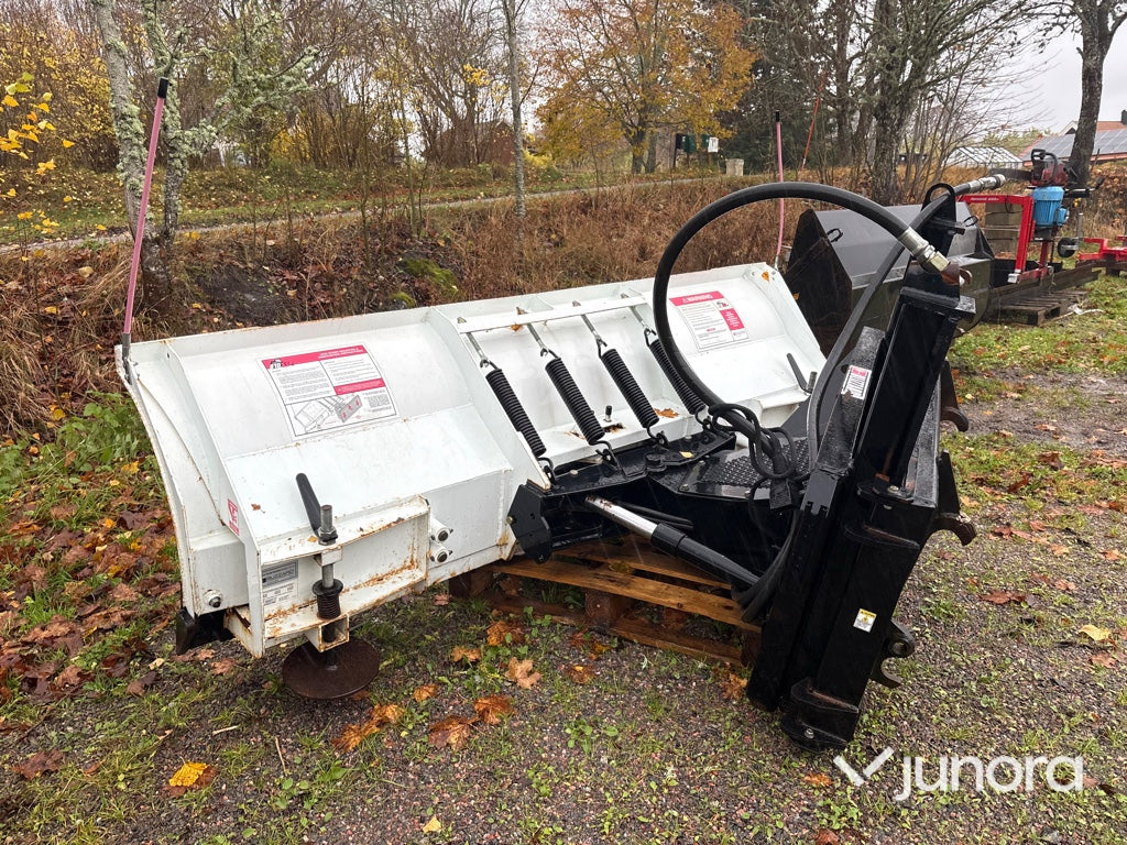 Snöplog - Blizzard Power Plow 810ss