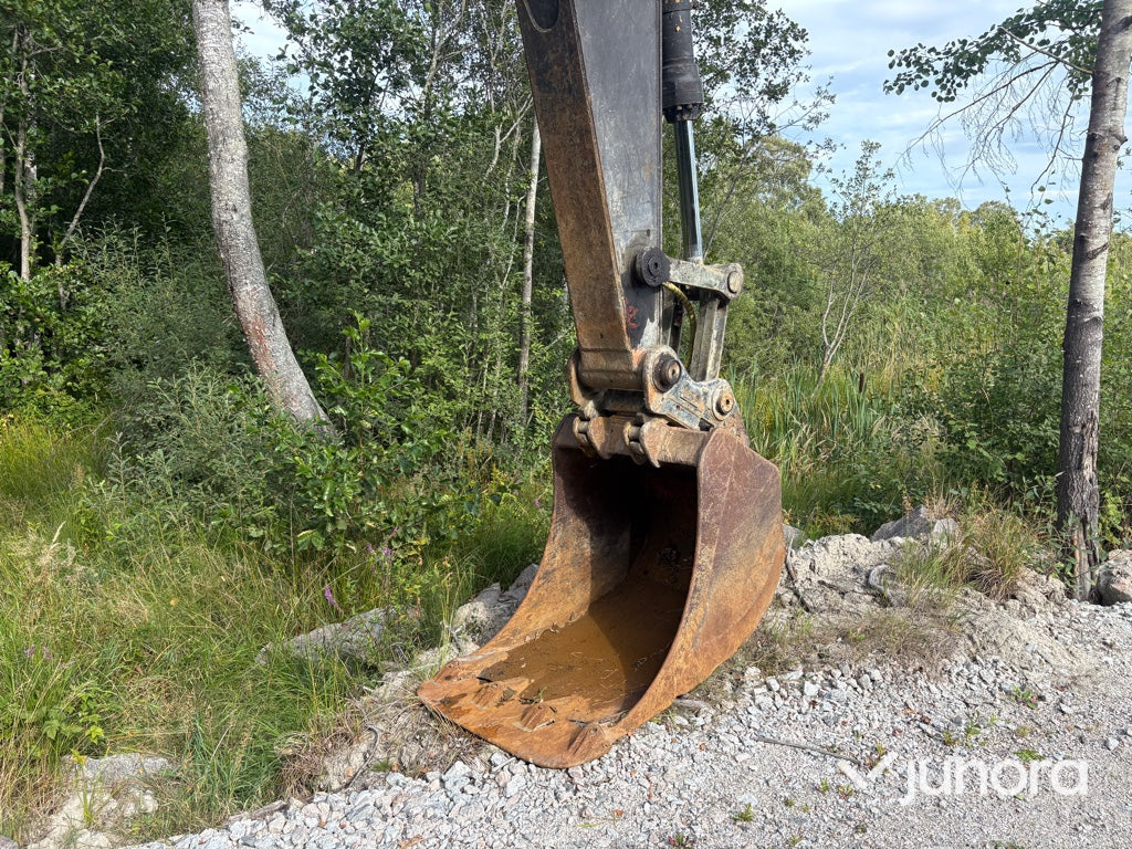 Grävmaskin-HITACHI EX220
