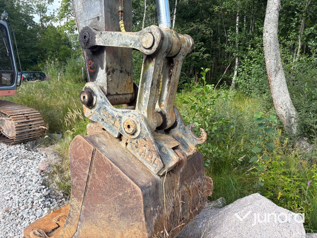 Grävmaskin-HITACHI EX220