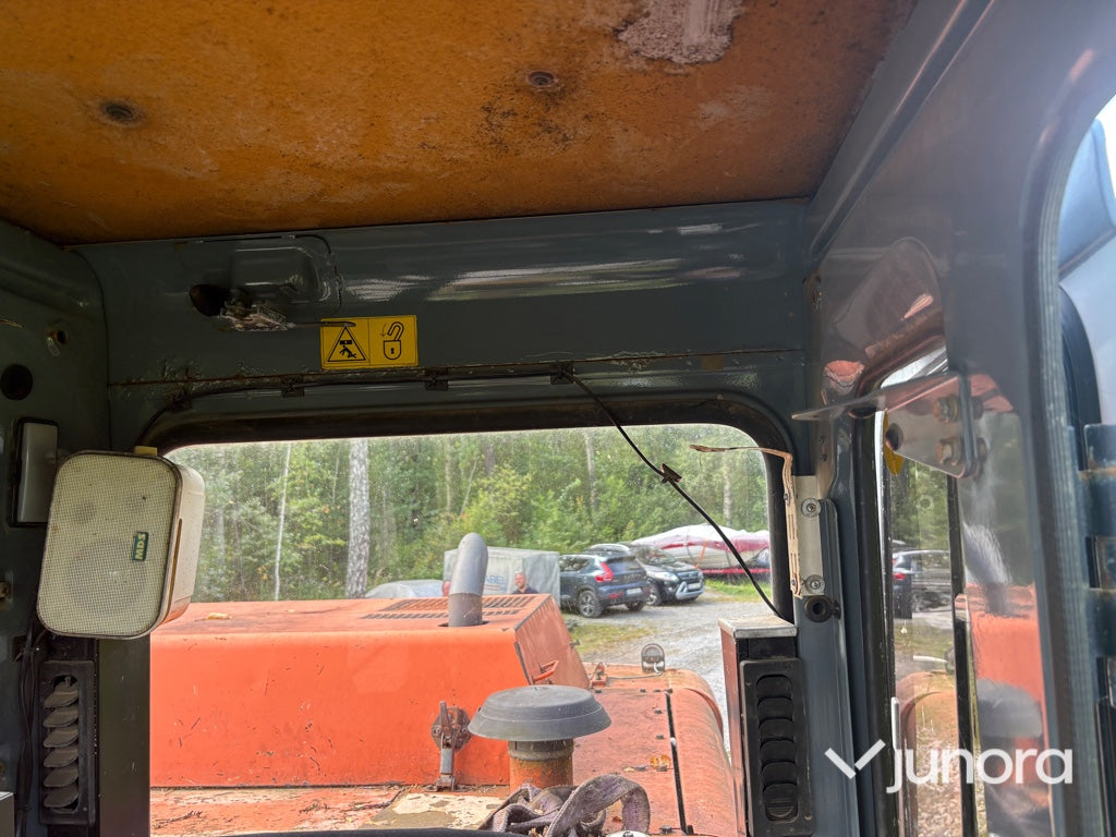 Grävmaskin-HITACHI EX220