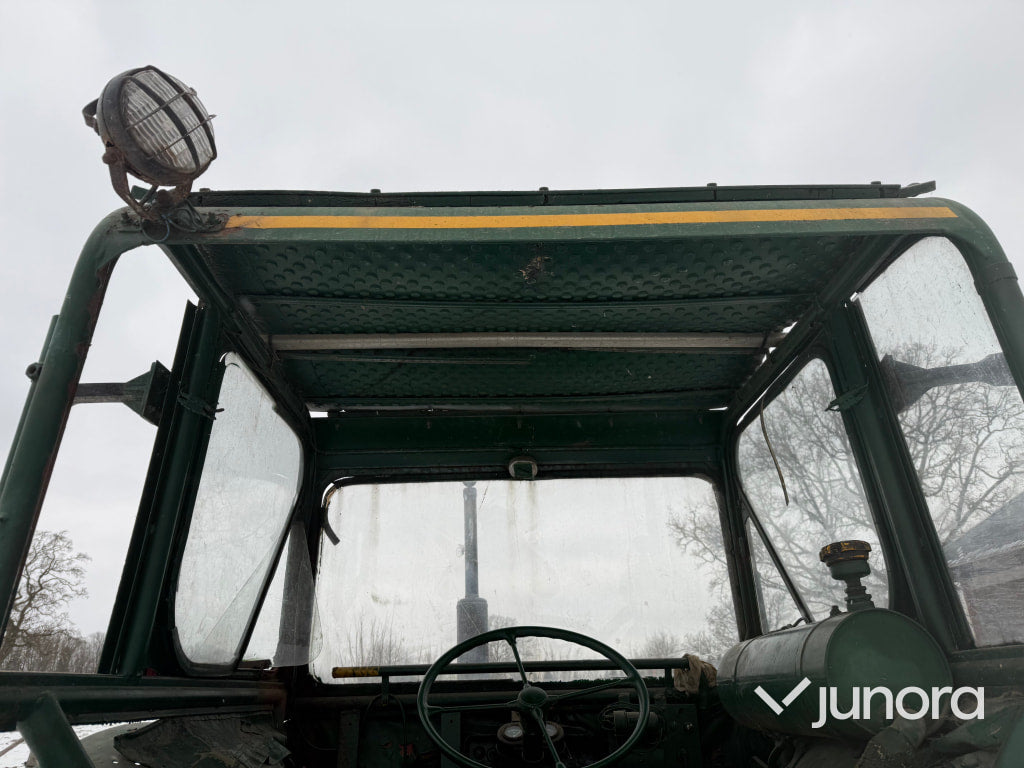 Traktor - Volvo BM 470 Bison