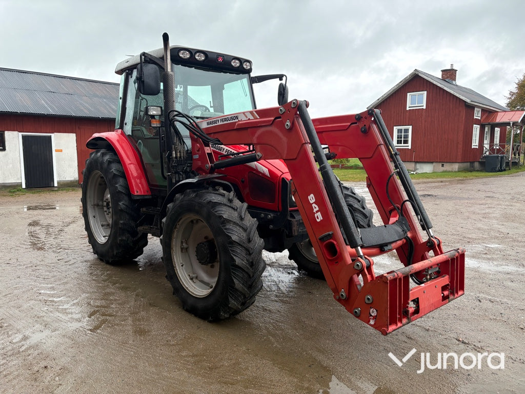 Traktor - Massey Ferguson 5455-4