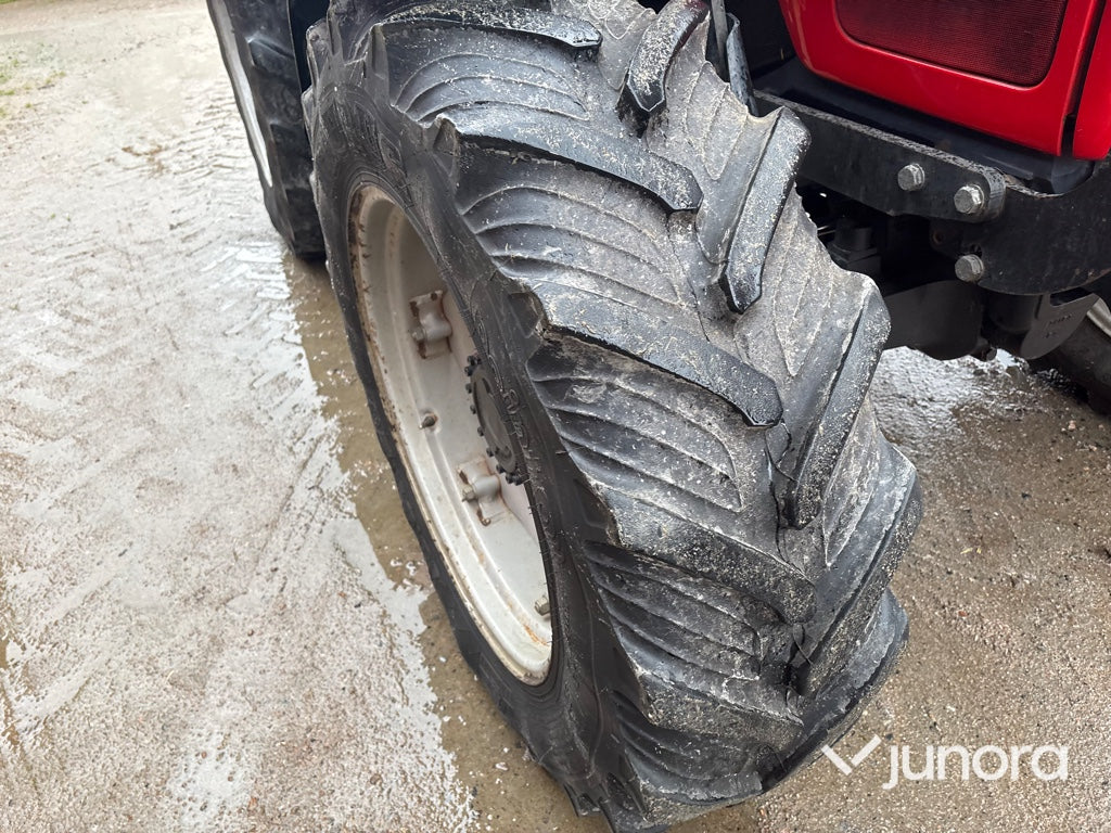 Traktor - Massey Ferguson 5455-4