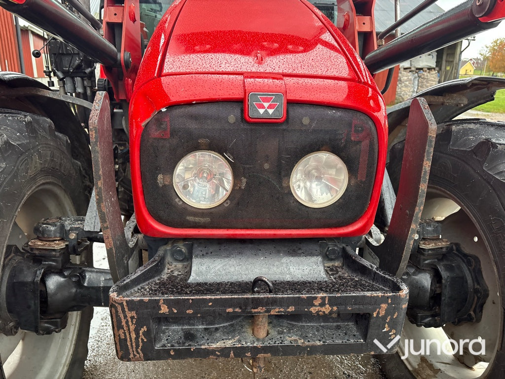 Traktor - Massey Ferguson 5455-4