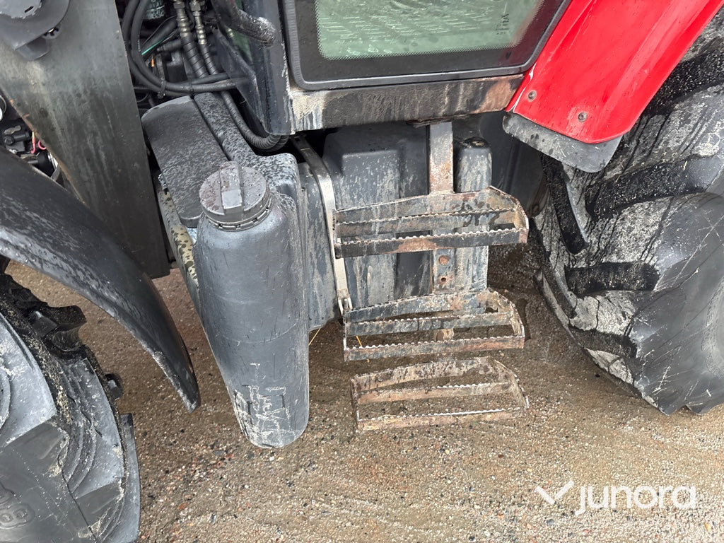Traktor - Massey Ferguson 5455-4
