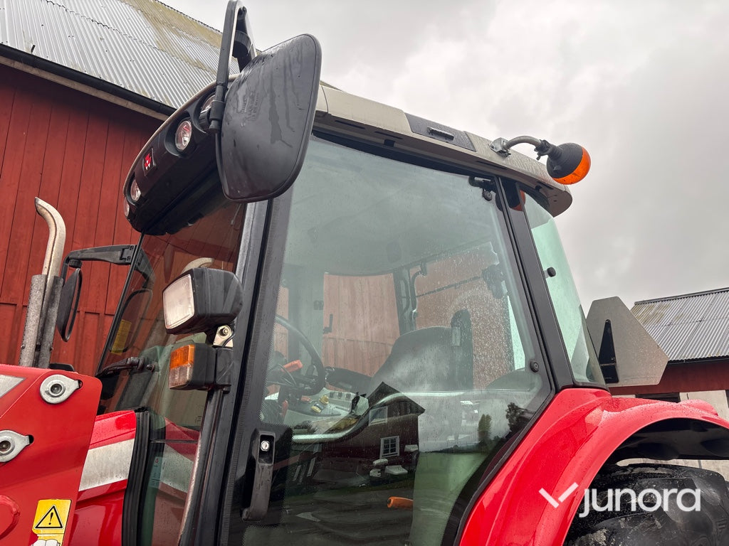 Traktor - Massey Ferguson 5455-4