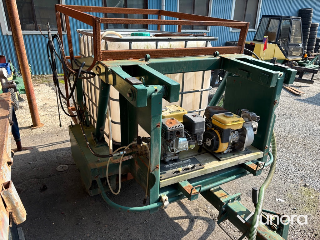 Bogserad högtryckstvätt Proworks – 2200 PSI med IBC-tank