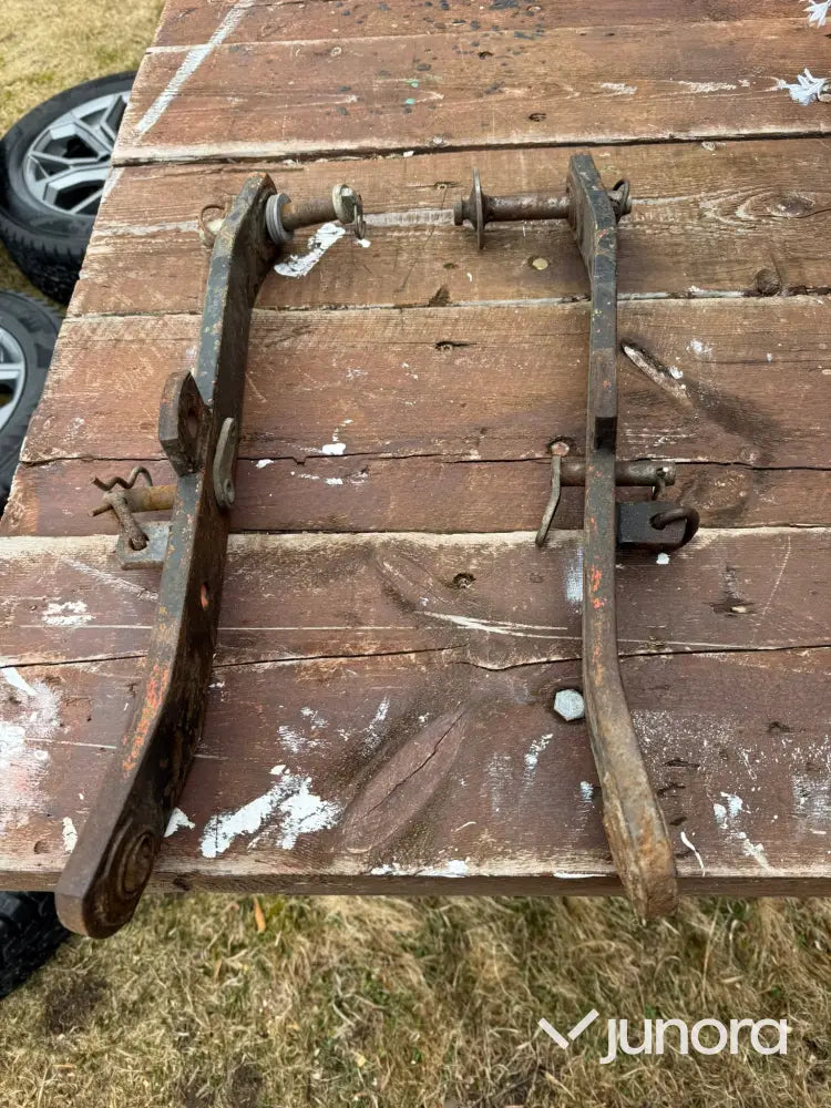 Redskapsbärare - Holder, B18