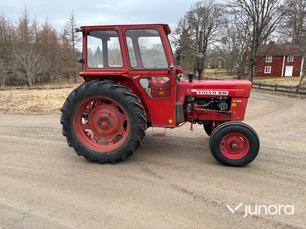Traktor - Volvo BM 430