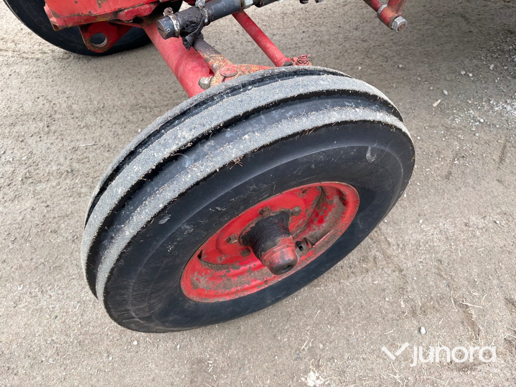 Traktor - Volvo BM 430