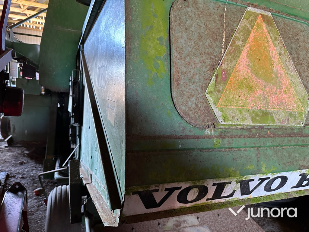 Tröska - Volvo BM 830