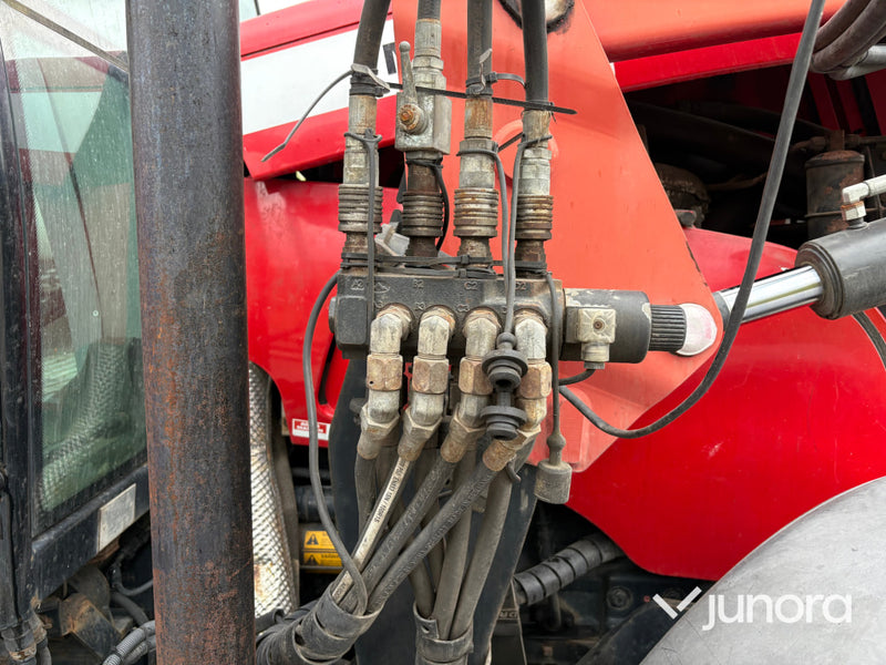 Massey Ferguson 6480 Dyna 6 med lastare och frontlyft