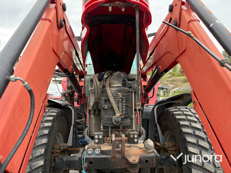 Massey Ferguson 6480 Dyna 6 med lastare och frontlyft