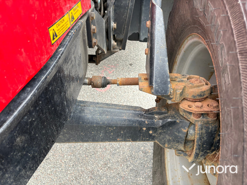 Massey Ferguson 6480 Dyna 6 med lastare och frontlyft