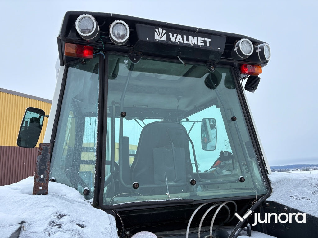 Traktor - Valmet, 8300