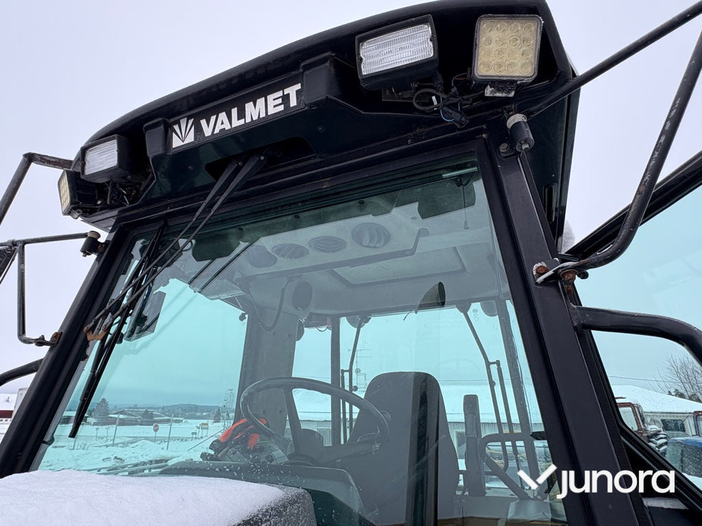 Traktor - Valmet, 8300