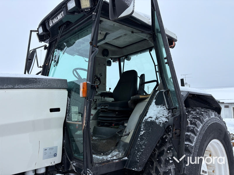 Traktor - Valmet, 8300