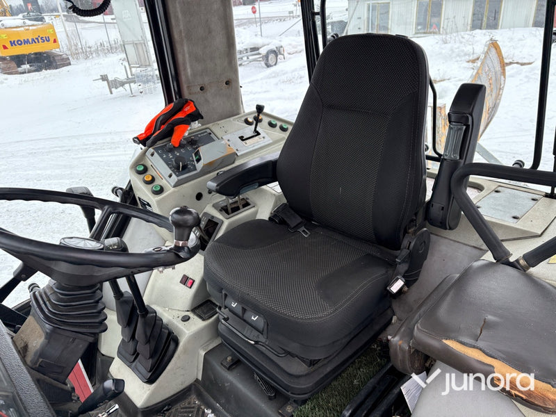 Traktor - Valmet, 8300