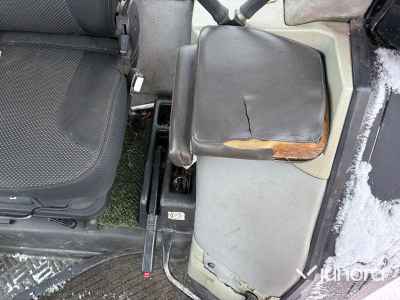 Traktor - Valmet, 8300