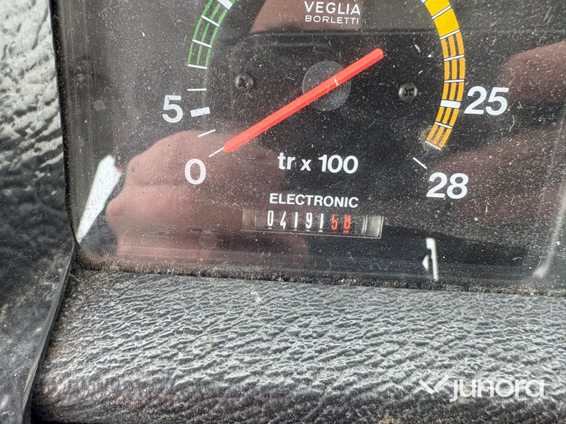 Traktor - Valmet, 8300