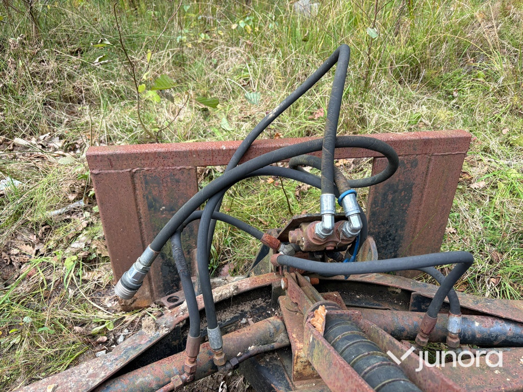 Hydraulisk diagonalplog med Trima-fäste