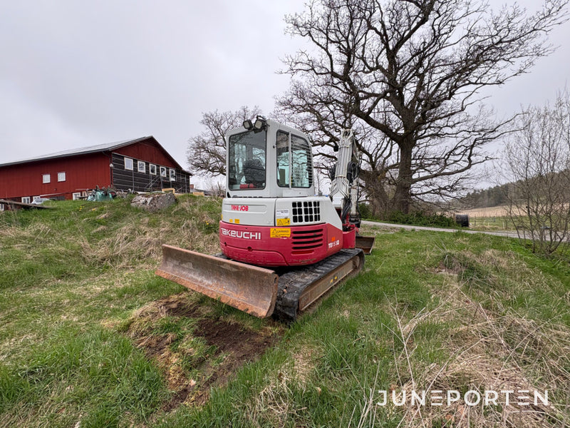 Bandgrävmaskin Take-Job TB 153 FR