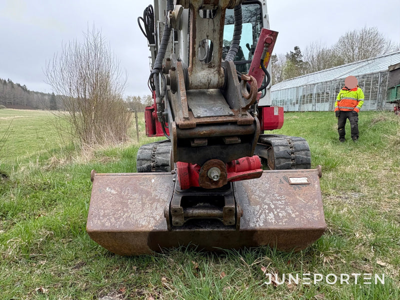 Bandgrävmaskin Take-Job TB 153 FR