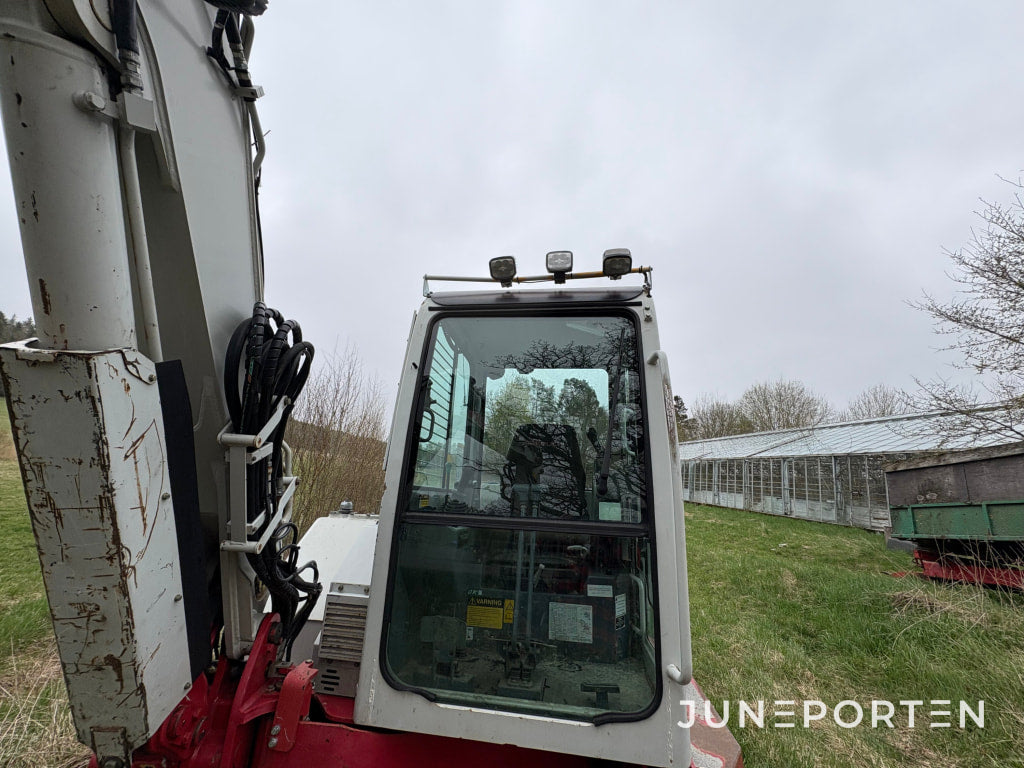Bandgrävmaskin Take-Job TB 153 FR