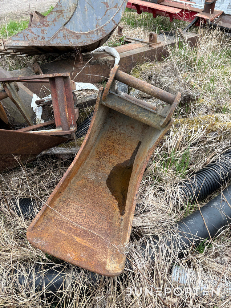 Bandgrävmaskin Take-Job TB 153 FR