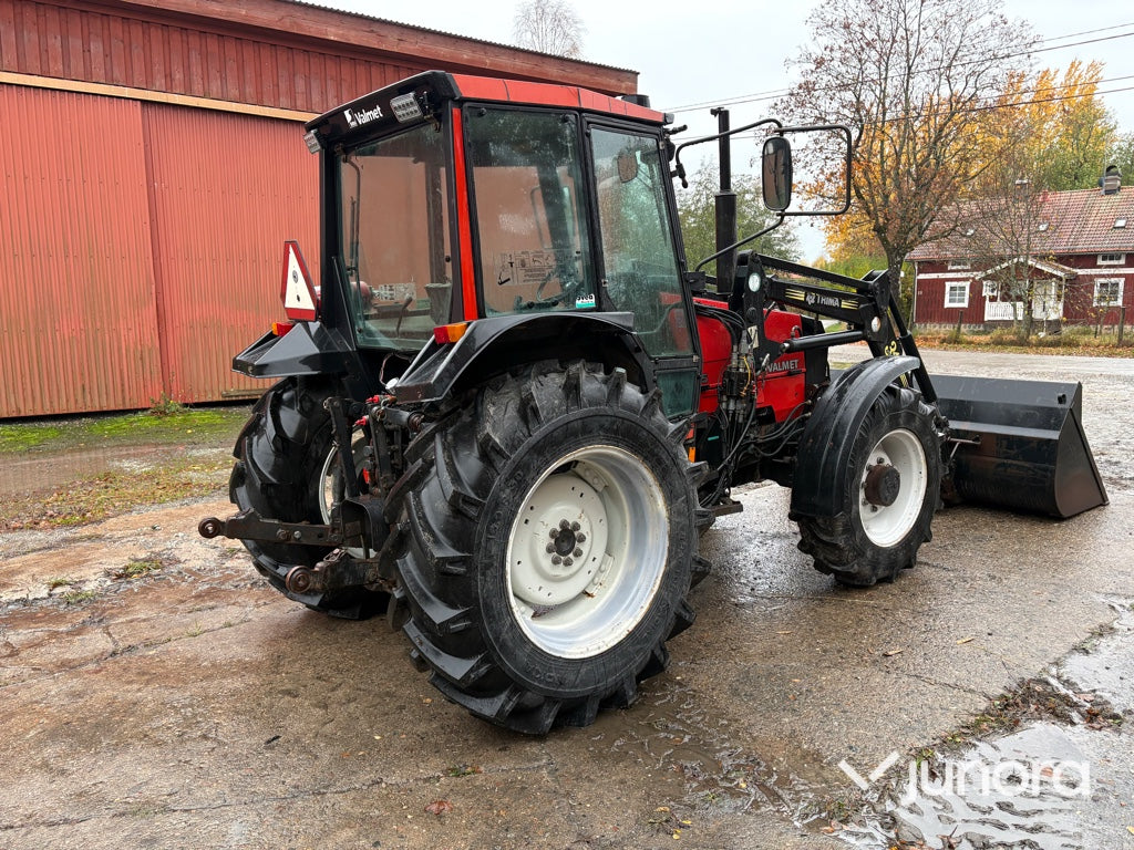 Traktor - Valmet 465-4, med lastare