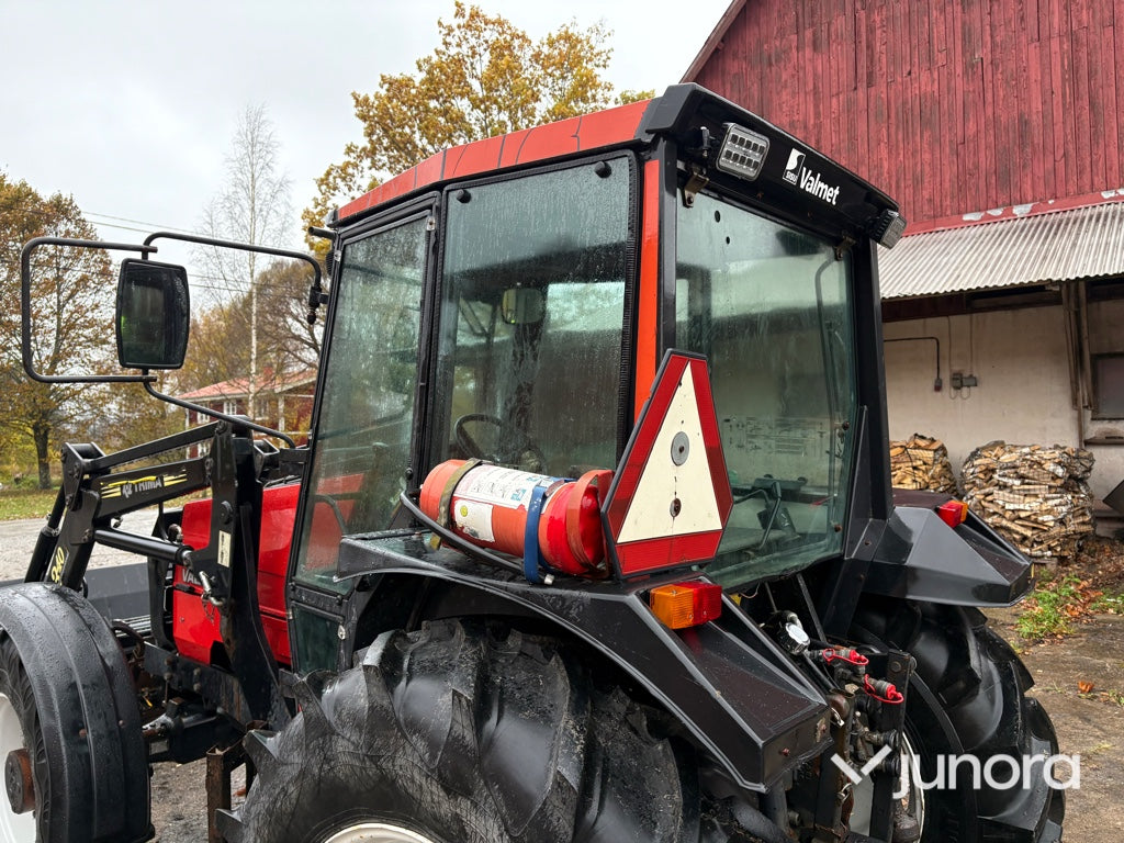 Traktor - Valmet 465-4, med lastare