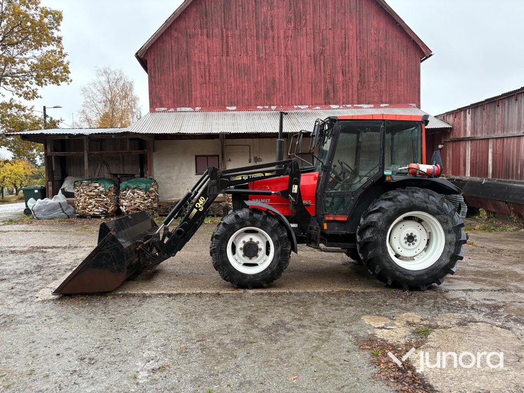Traktor - Valmet 465-4, med lastare