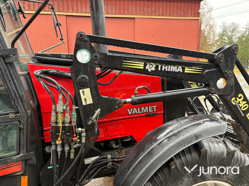 Traktor - Valmet 465-4, med lastare