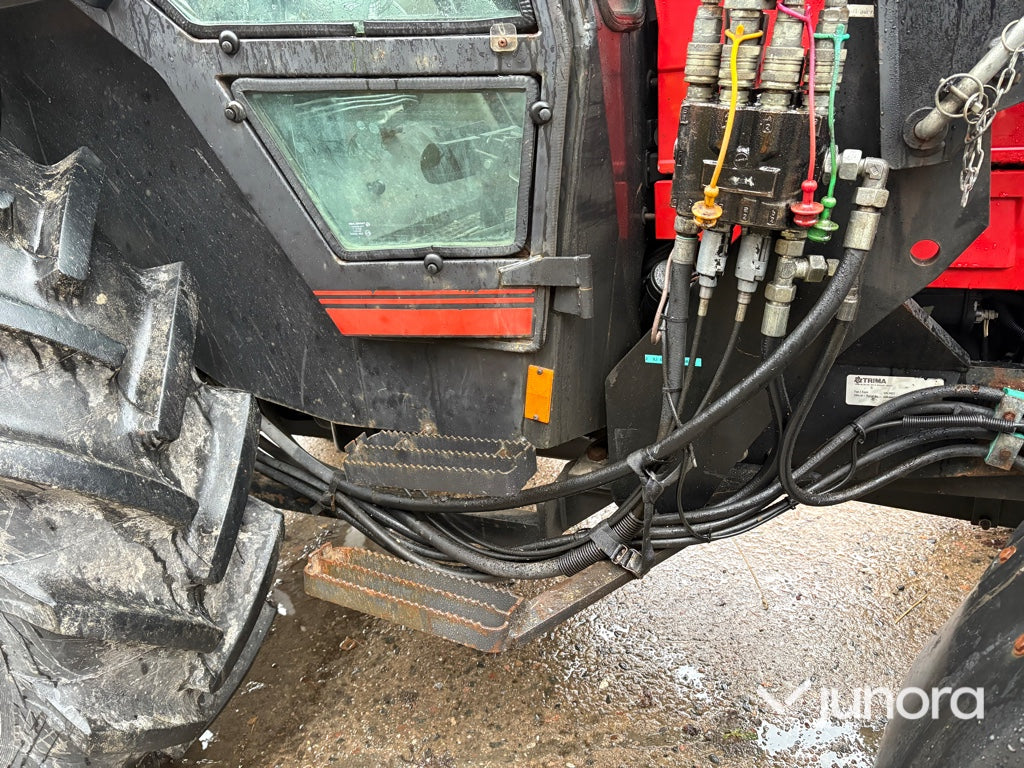 Traktor - Valmet 465-4, med lastare
