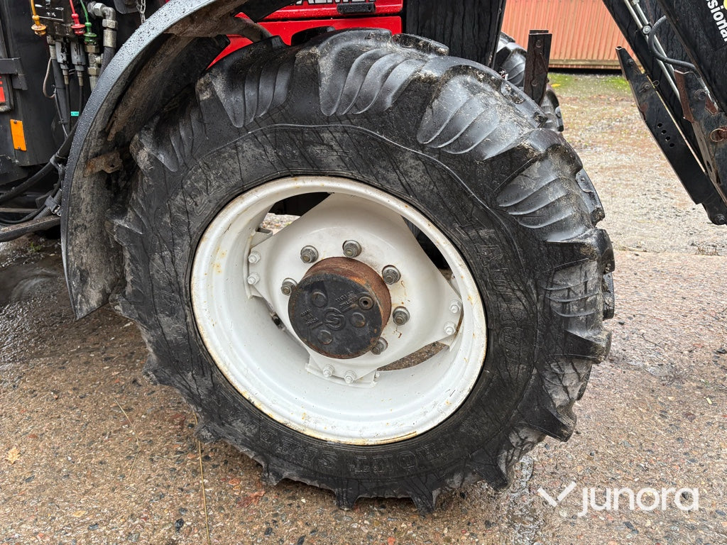 Traktor - Valmet 465-4, med lastare