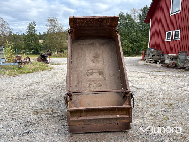 Dumper trevägstipp BFG1005