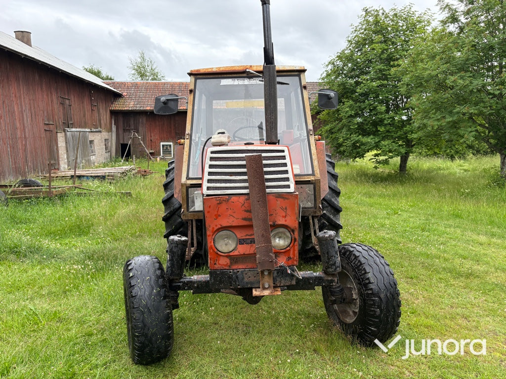 Traktor - Zetor, 8011 Crystal