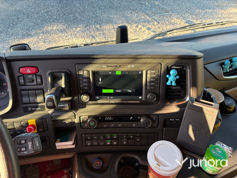 Lastbil + Släp + Flak - Scania, P420 B6X2*4NB