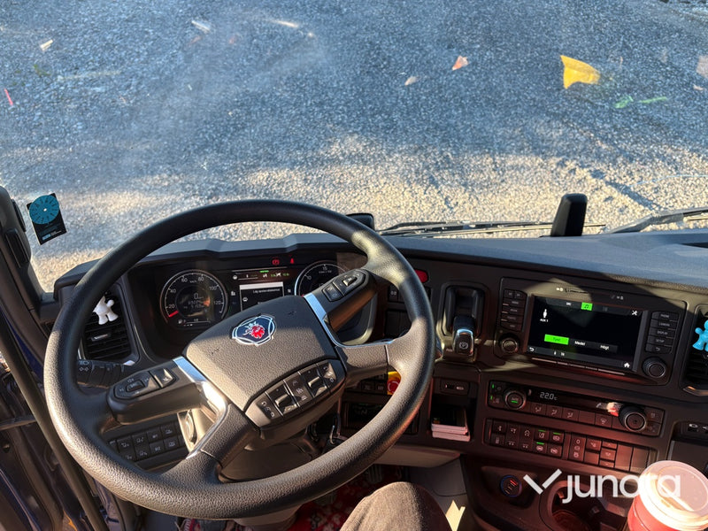 Lastbil + Släp + Flak - Scania, P420 B6X2*4NB